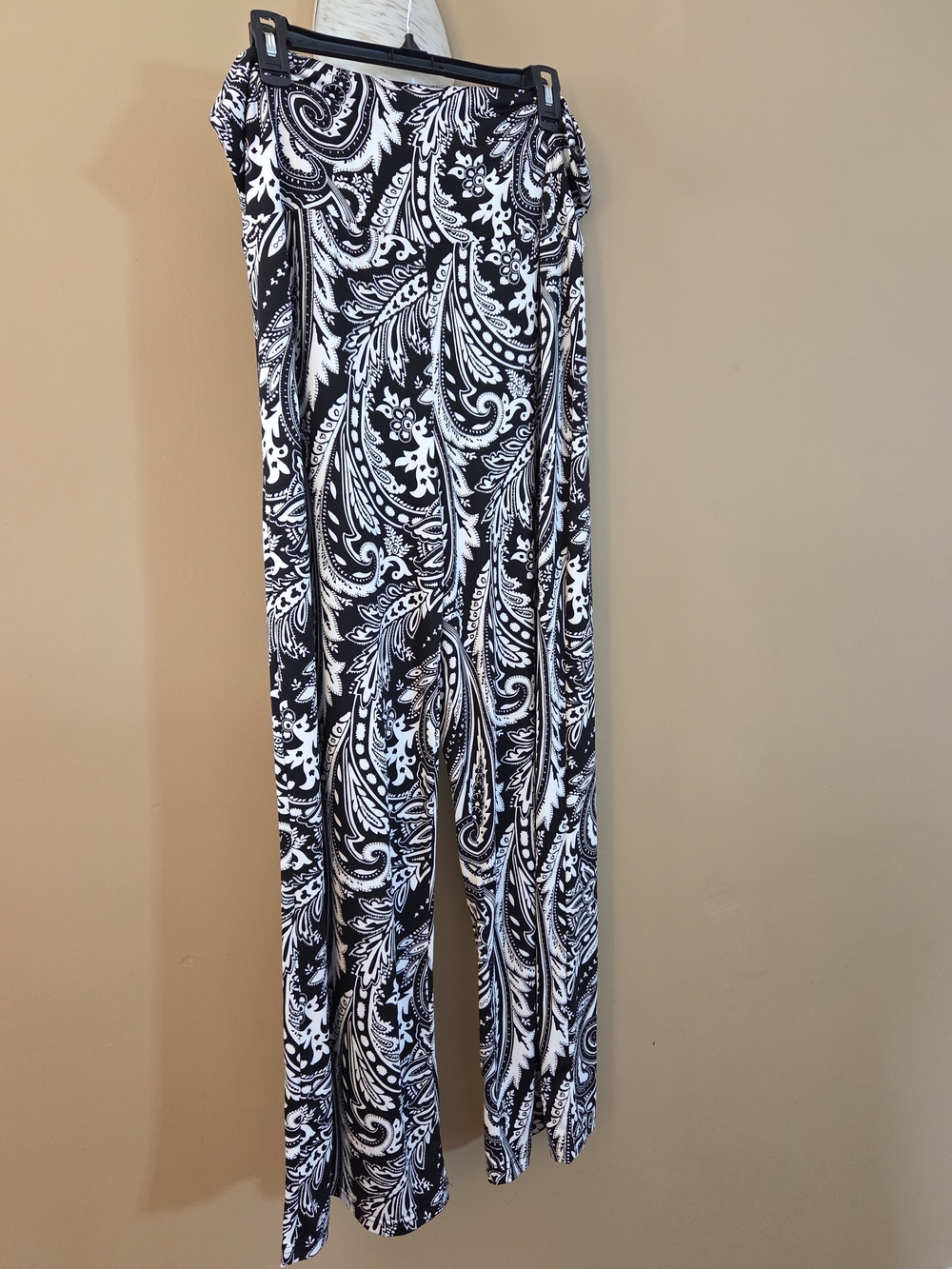 White Mark Black & White Paisley Wide-Leg Pull-On Pants